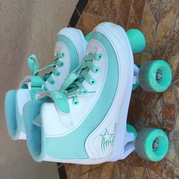 Fire Star Other Roller Derby Firestar Girls Quad Roller Skates Size